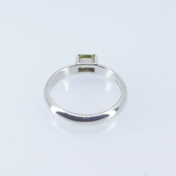 Tiffany & Co. Peridot Sterling Silver Stackable Ring | Vintage 2004 | Size 5.5 - Picture 5 of 8